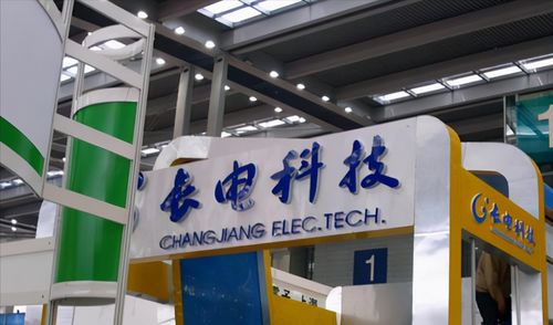 從內(nèi)衣廠到全球第三，江蘇長(zhǎng)電的“金翅膀”如何托起芯片帝國(guó)？